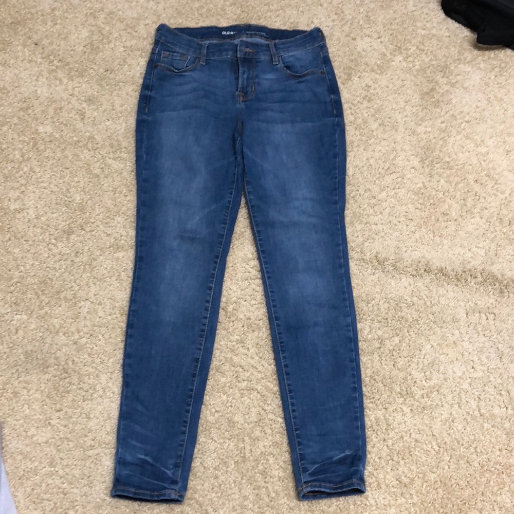 Old navy mid rise rockstar jeans